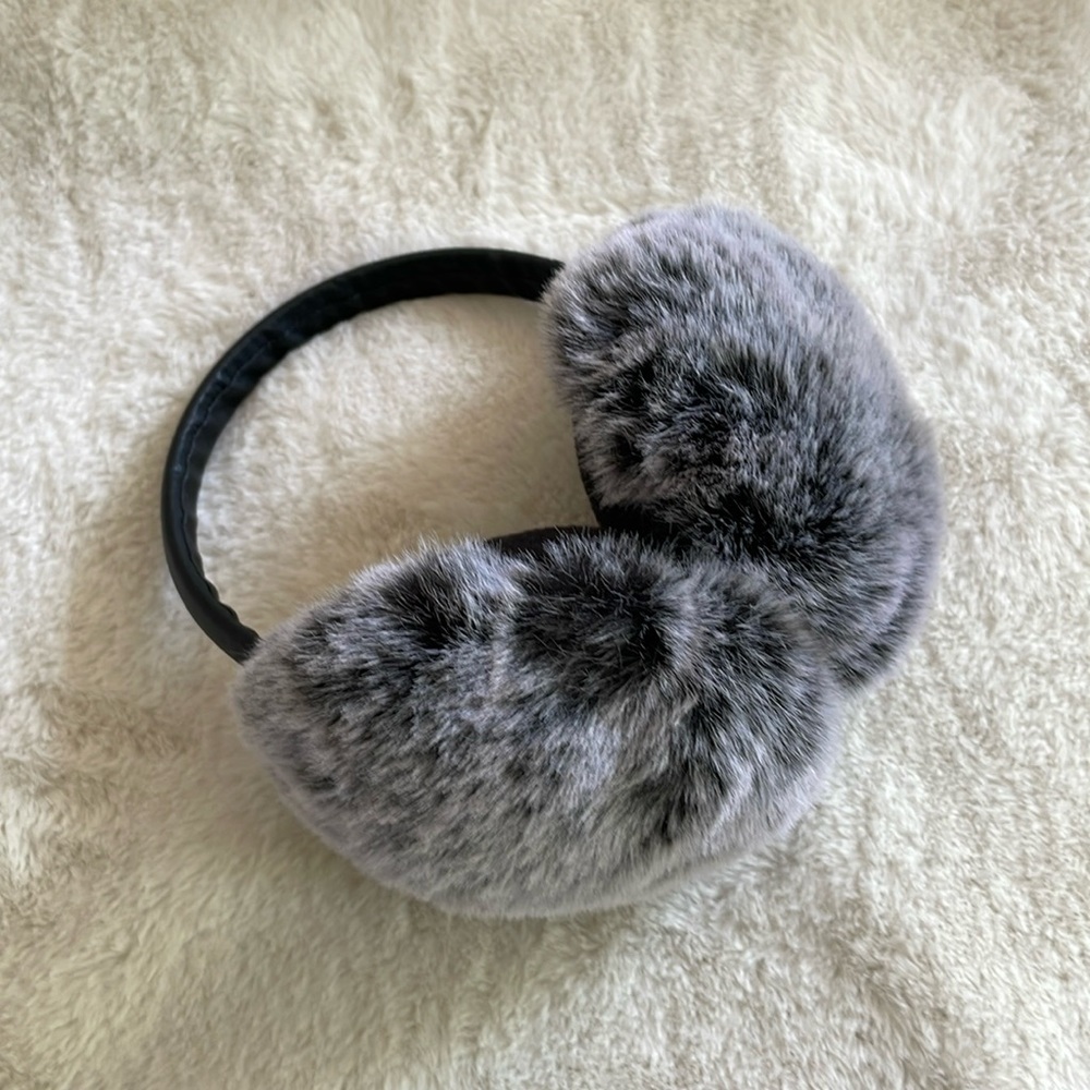 ✨2/$10✨ Joe Fresh Soft Grey Earmuffs
